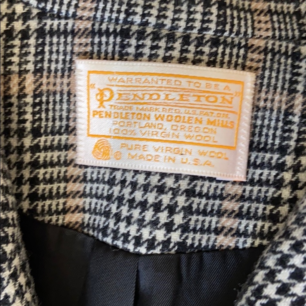 Pendleton Blazer - image 4